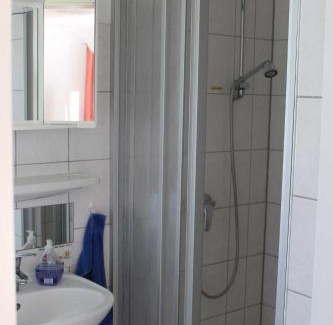 Gahlkow House | Pet-Friendly Retreat at Ferienhaus am Teich - Rated 8.3/10