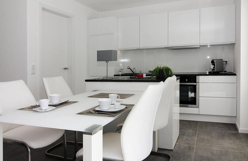 Peenemuende House | Explore Ferienhaus am Yachthafen: Pet-Friendly Retreat