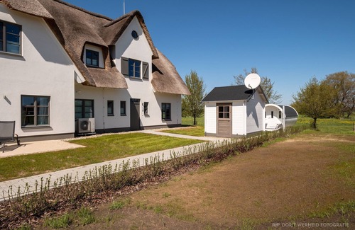 Stolpe auf Usedom Apartment | Relaxing Getaway at Ferienhaus Antonín Dvorak, Usedom