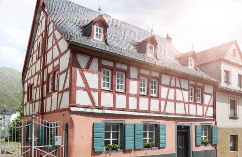 Karden House | Relax at Ferienhaus Apple Tree: 5-Star Pet-Friendly Retreat