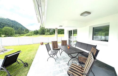 Soell House | Exceptional Oceanfront Escape at Au Villa - 4 Star Retreat