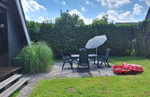 Fedderwardersiel House | Discover Banno's Kajüte: Ocean View Family Escape