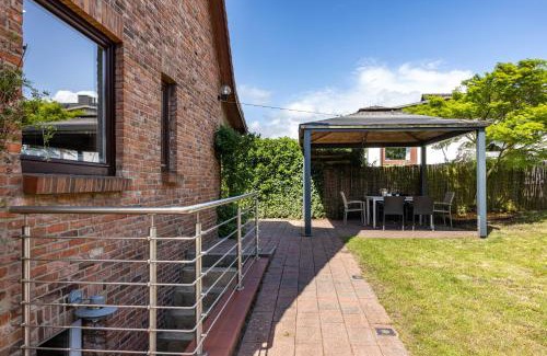 Quickborn House | Pet-Friendly Retreat at Ferienhaus Baumann for Families