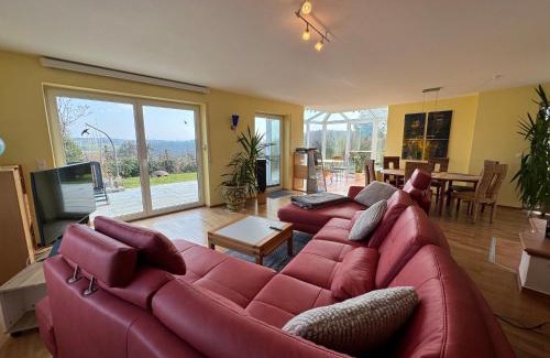 Tettnang House | Discover Ferienhaus Bergblick: Family and Pet-Friendly Retreat