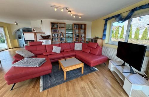 Tettnang House | Discover Ferienhaus Bergblick: Family and Pet-Friendly Retreat
