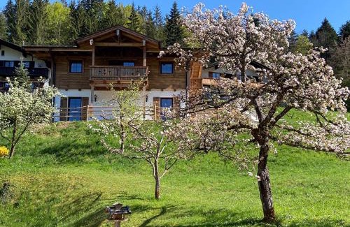 Anzenbach House | Top-Rated Family Retreat at Ferienhaus Berggfui