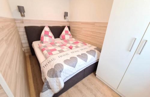 Norddeich Apartment | Oceanfront Ferienhaus Blütenzauber: Rated 9/10 by Guests