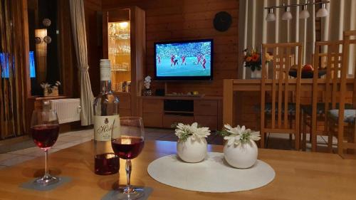 Rotacker House | Family-Friendly 4-Star Holiday Home in Rotacker with Garden