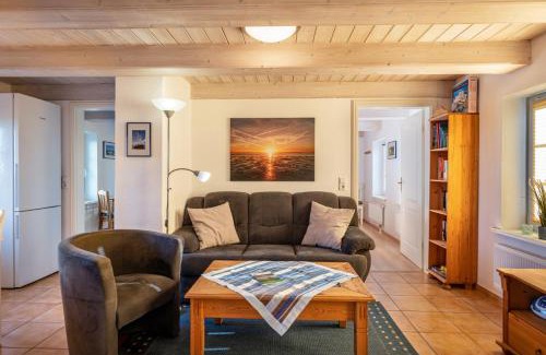 Pellworm House | Pet-Friendly Getaway at Ferienhaus Blick ins Tüterland