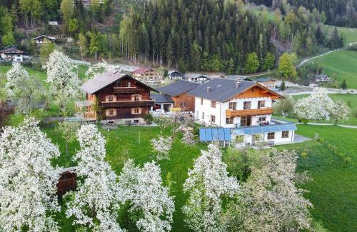 Sankt Veit im Pongau House | Guest Rated 9.7: Ferienhaus Bognerhof - Pet Friendly Escape