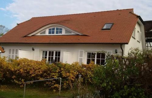 Seedorf Apartment | Beautiful Ferienhaus Boddenkiek with Water Views in Seedorf