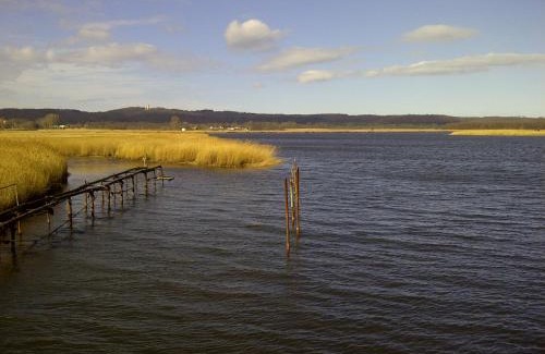 Seedorf Apartment | Beautiful Ferienhaus Boddenkiek with Water Views in Seedorf