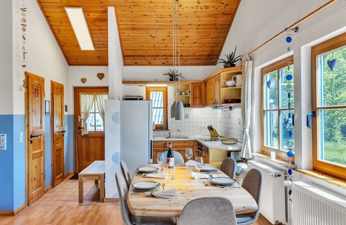 Bad Arolsen House | Unforgettable Oceanfront Retreat at Ferienhaus Bude 87