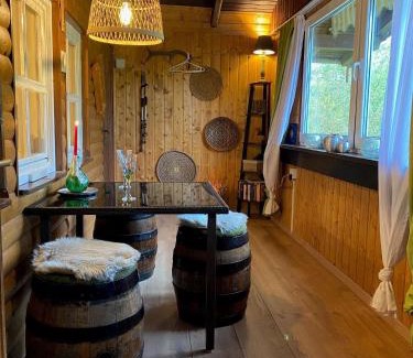 Oberzent House | Family-Friendly Ferienhaus Bussard with Pet Amenities