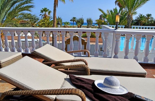 Solana del Matorral Villa | Discover CASA VERONICA: Poolside Oasis with Ocean Views