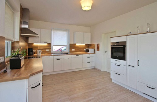 Grunow House | Guest Rated: 10/10 - Family-Friendly 2 Bedroom in Grünow