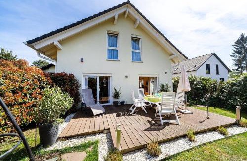 Radolfzell am Bodensee House | Beautiful Holiday Home in Radolfzell with Garden & Terrace