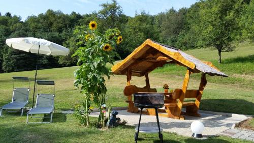 Neuhaus am Klausenbach House | Discover Ferienhaus Dreiländereck: Rated 9.6/10, Family-Friendly