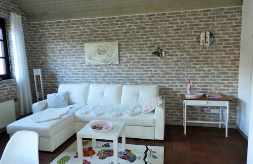 Kronenburg House | Experience Eifelschätzchen by Kronenburger See: Guest Rated 9/10