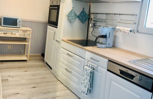 Monkebude House | Cozy Retreat for 2 in Mönkebude with Kitchen Amenities