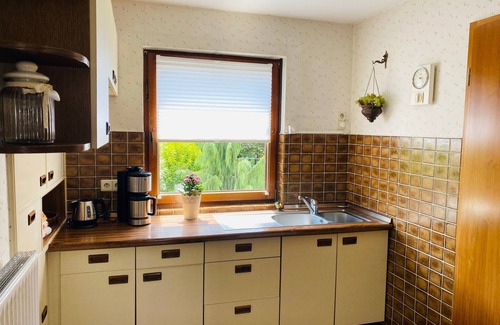 Annenriede House | Cozy Retreat for 3 Guests with Ocean View in Delmenhorst