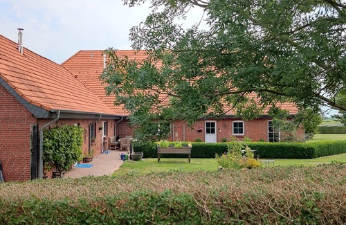 Stadland House | Ideal Ferienhaus for 3 Guests with Kitchen in Stadland
