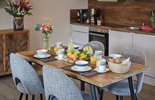 Muritz House | Cozy Getaway for 4 with Ocean View in Göhren-Lebbin
