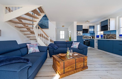 Parow House | Spacious Holiday Home for 4 Guests in Kramerhof