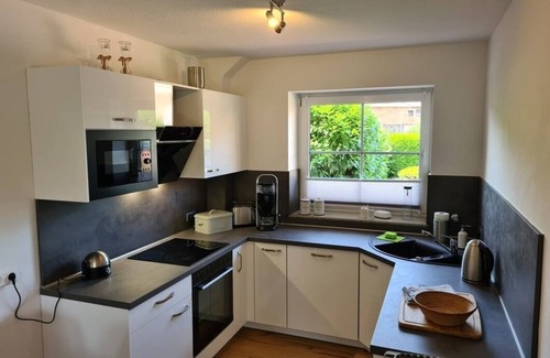 Breege Apartment | Guest Rated 10/10: Breege Oceanfront Retreat for 4