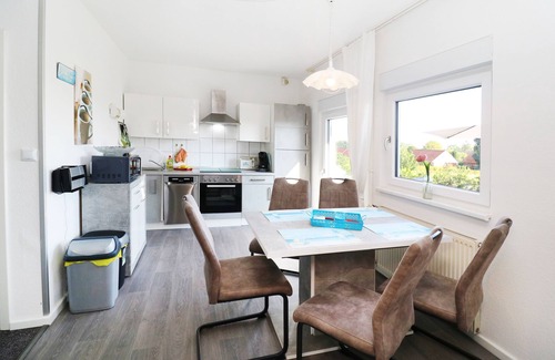Luetow House | Charming Oceanfront Retreat for 5 Guests in Lütow