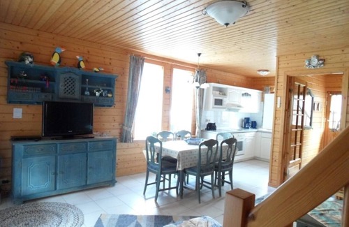 Rotacker House | Cozy Retreat for 6 with Spa & Kitchen in Hasselfelde