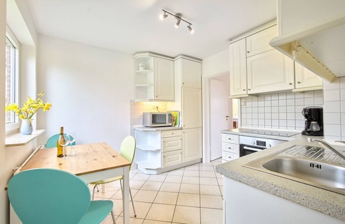 Holnis House | Spacious Glücksburg Retreat with Ocean View for 6 Guests
