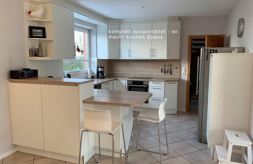 Wees House | Welcoming Ferienhaus for 6 Guests with Kitchen in Wees