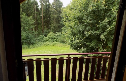 Kirchheim House | Spacious Kirchheim Retreat for 9 with Top Amenities
