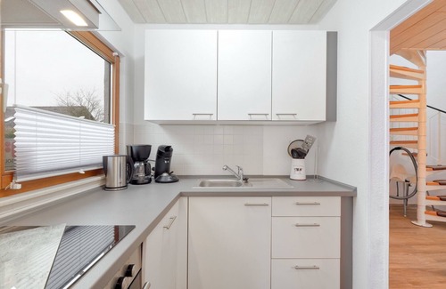 Kirchheim House | Spacious Kirchheim Holiday Home for 9 Guests with Spa