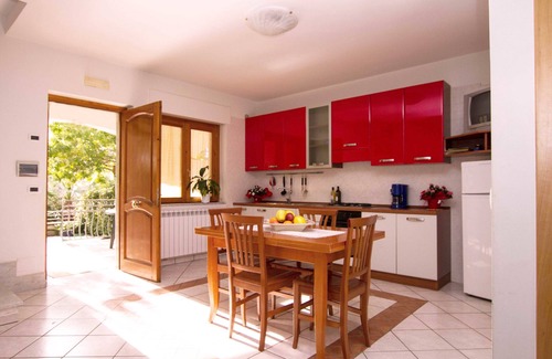 Marina di Ascea House | Cozy 90m² Retreat for 8 with Ocean Views in Marina di Ascea