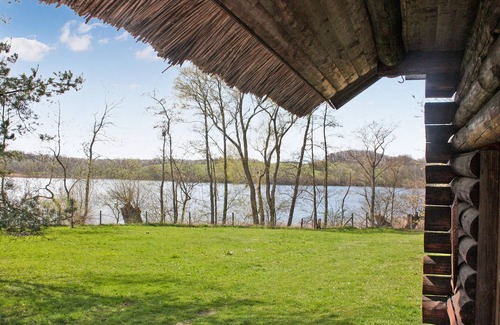 Furstenhagen House | Top-Rated 2 Bedroom Retreat with Lake View in Fürstenhagen