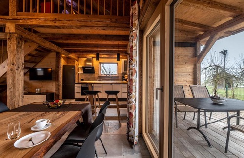 Riedhausen Apartment | Family-Friendly Retreat at Ferienhaus Fichtenzauber