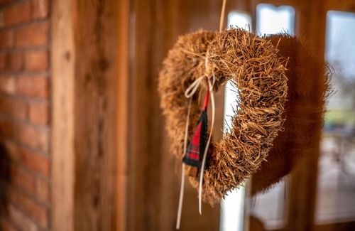 Riedhausen Apartment | Family-Friendly Retreat at Ferienhaus Fichtenzauber
