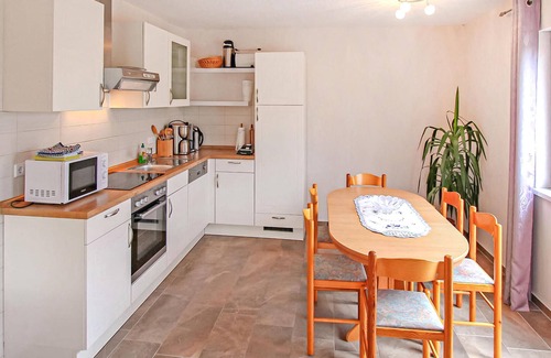 Funkenhagen House | Spacious 3-Bedroom Retreat in Scenic Funkenhagen