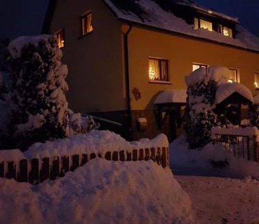 Aue House | Kid-Friendly Retreat at Ferienhaus Günther - Rated 9.1/10