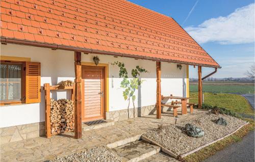 Eberau House | Pet-Friendly Retreat at Ferienhaus-gaas - 4-Star Stay