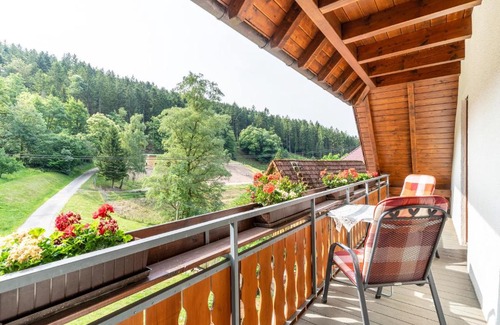 Nordrach Apartment | Experience Comfort at Ferienhaus Gießler with Hot Tub & Pets