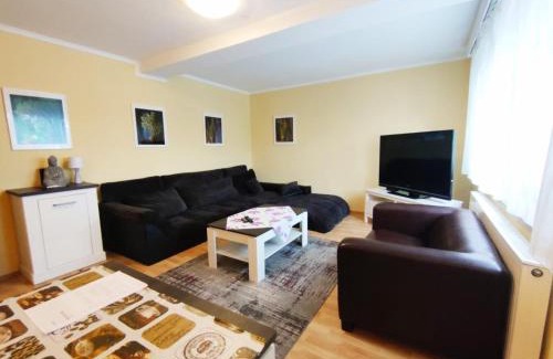Mainz House | Pet-Friendly Ferienhaus Gonsbach with Family Amenities