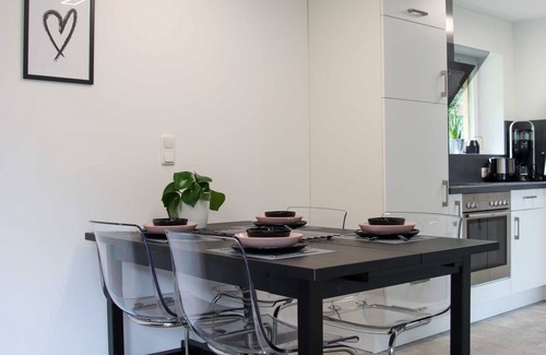 Ebermannstadt House | Ocean View Retreat at Häusla 18a - Guest Rated 10/10
