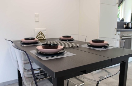 Ebermannstadt House | Ocean View Retreat at Häusla 18a - Guest Rated 10/10