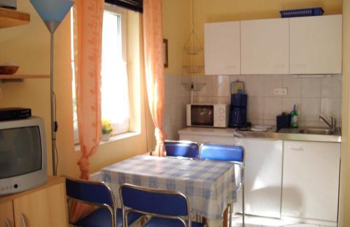 Nemesbuk House | Pet-Friendly Ferienhaus Hartmann with Pool and Kitchen