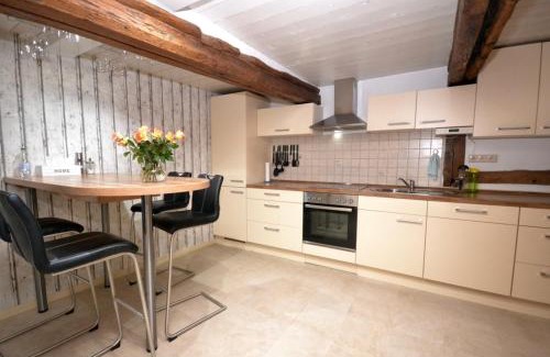 Wernigerode House | Relaxing Retreat at Ferienhaus Harzinsel with Hot Tub