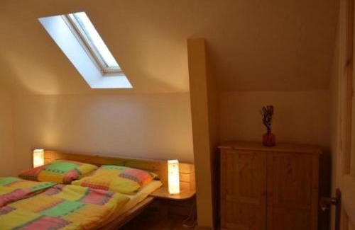 Naundorf House | Cozy Ferienhaus in Naundorf with Grill and Sauna
