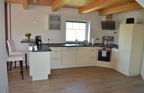 Norderfriedrichskoog House | Cozy Ferienhaus "Haus Olga" in Oldenswort for Families